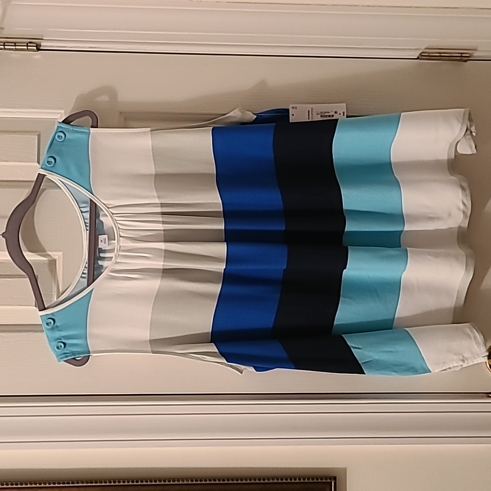 LIZ CLAIBORNE BRAND WOMEN'S PLUS SIZE MULTI COLORED SLEEVELESS TOP SIZE 2X